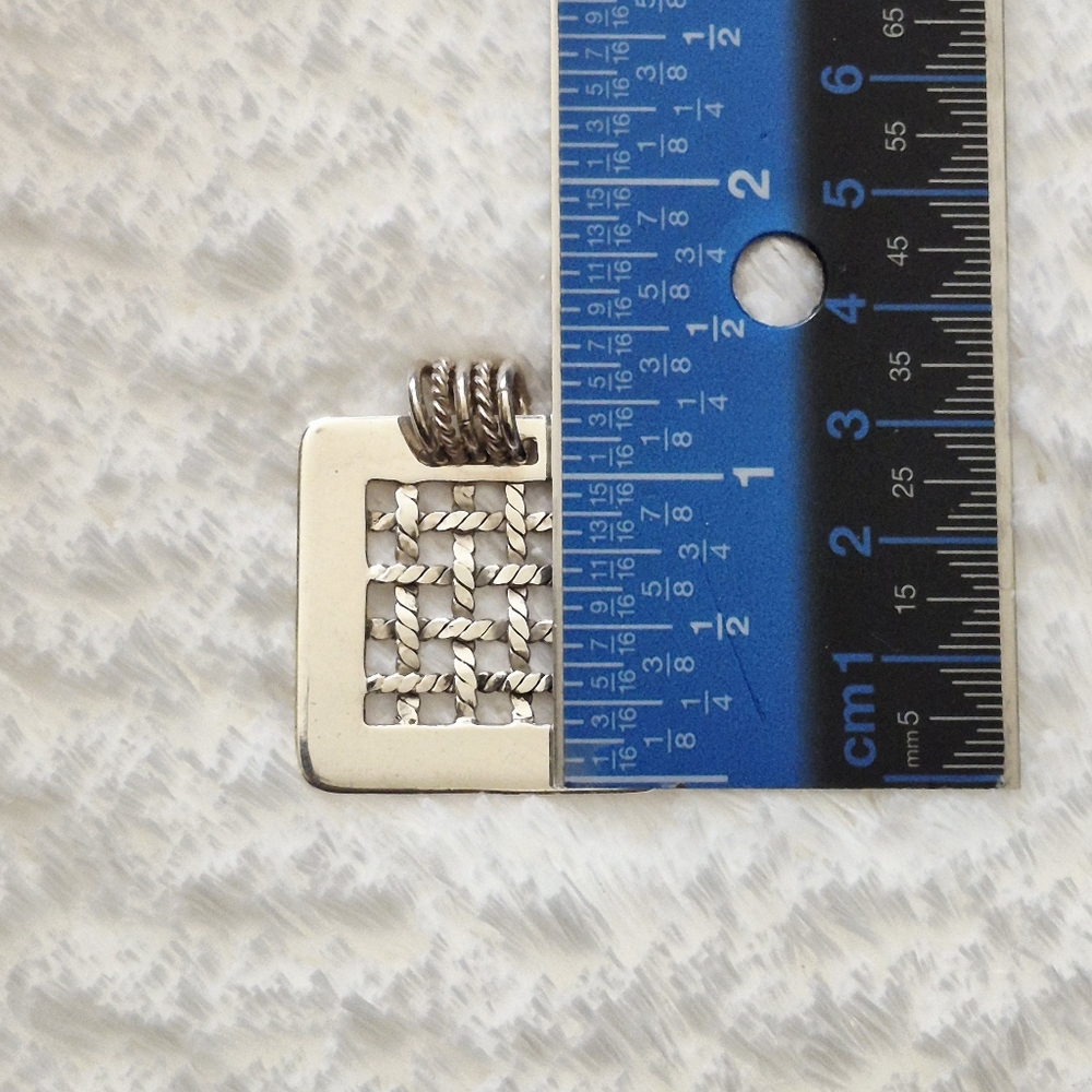 925 Vintage Sterling Silver Woven Square Pendant - Picture 6 of 7
